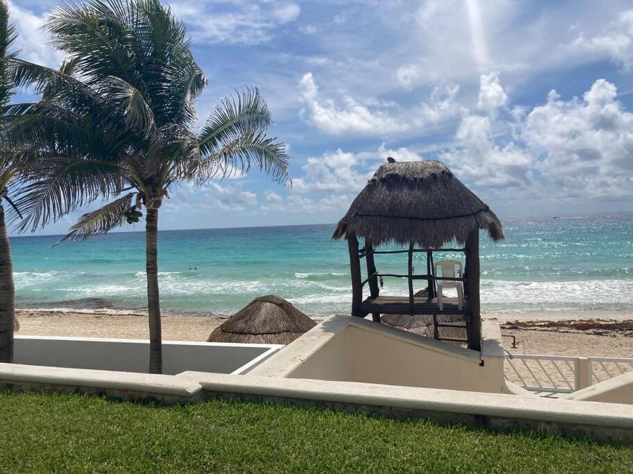 Cancun Oceanfront, Entire Apartment Kültér fotó