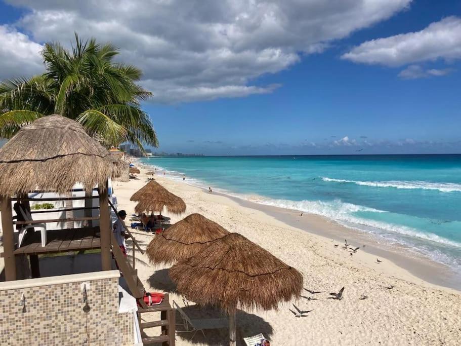 Cancun Oceanfront, Entire Apartment Kültér fotó
