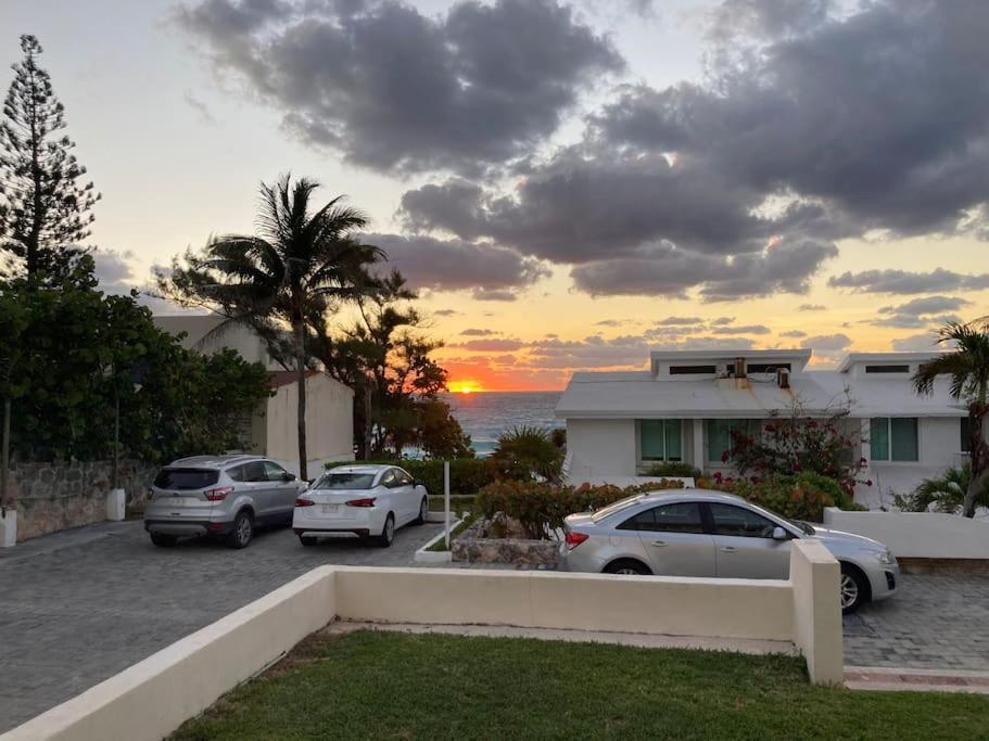 Cancun Oceanfront, Entire Apartment Kültér fotó