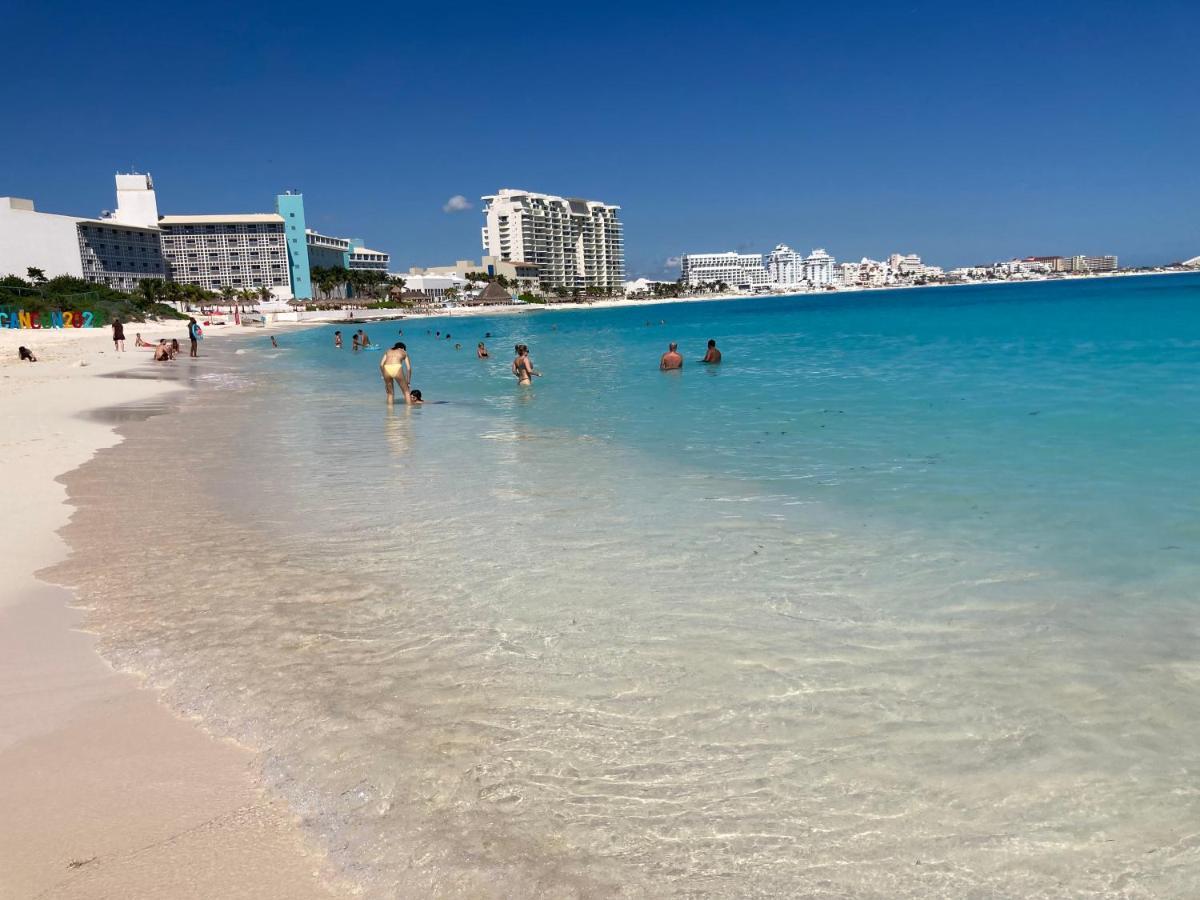 Cancun Oceanfront, Entire Apartment Kültér fotó