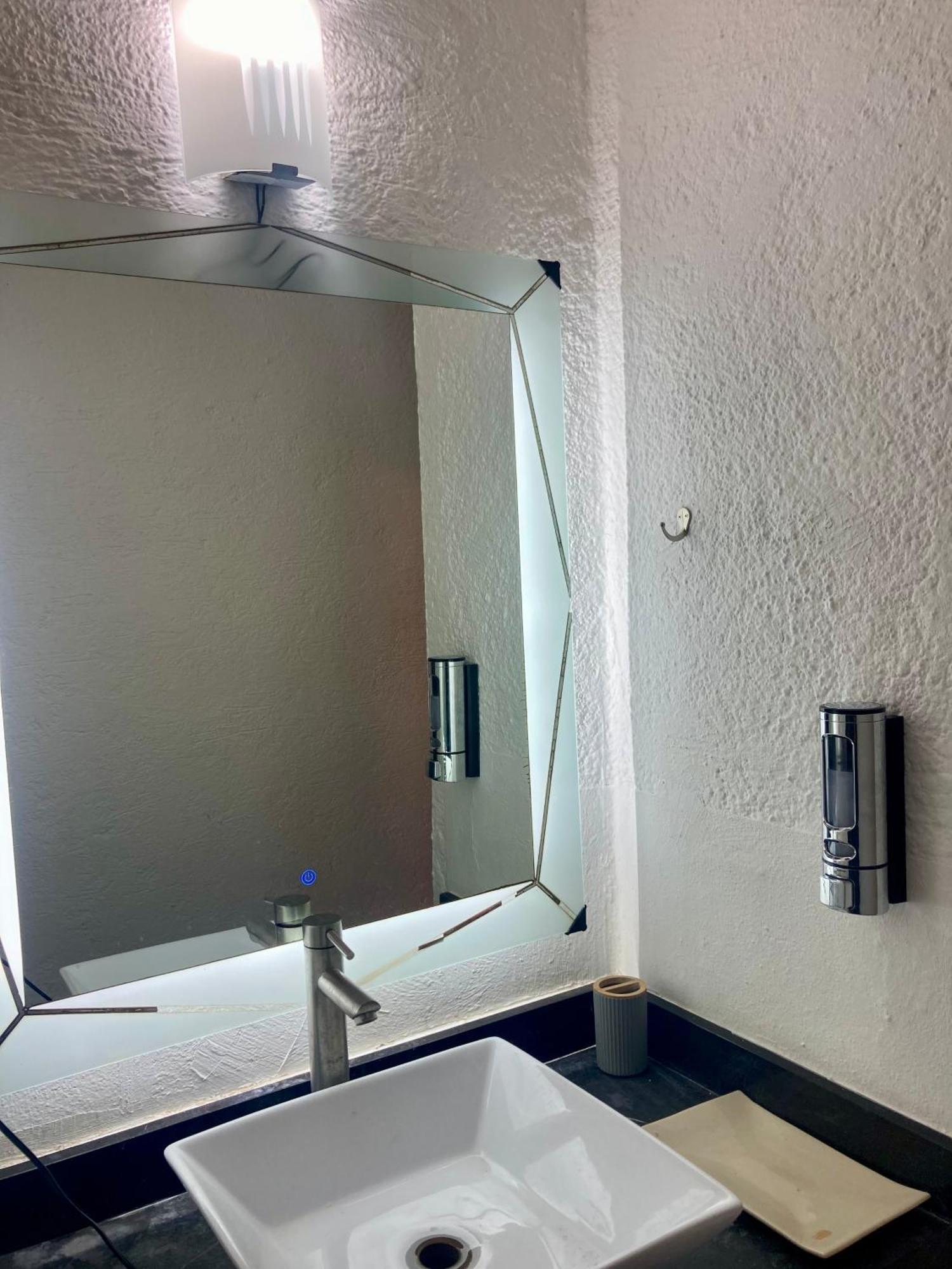 Cancun Oceanfront, Entire Apartment Kültér fotó